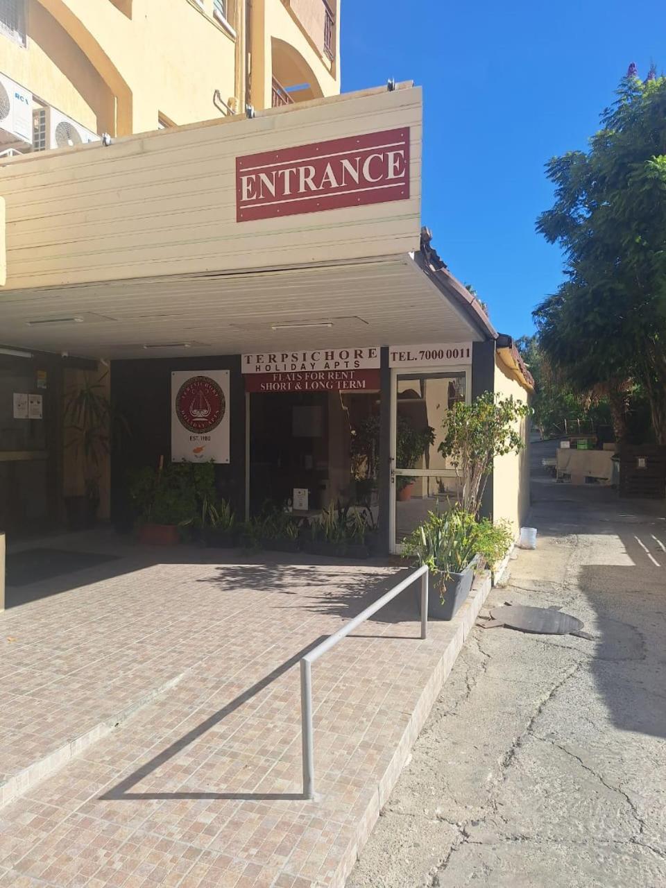 Terpsichore Holiday Apts Limassol Exterior foto